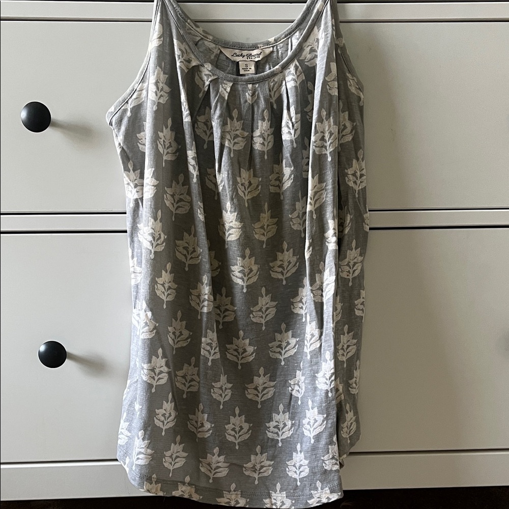 Lucky Brand Gray and White Patterned Top